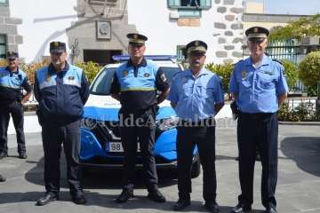 Presentación de los nuevos vehículos de la Policía Local de Telde (Foto TA)